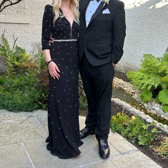 Mac Duggal Ieena Black Belted Embellished Plunge Long Sleeve Column Gown 8 - Picture 5 of 5